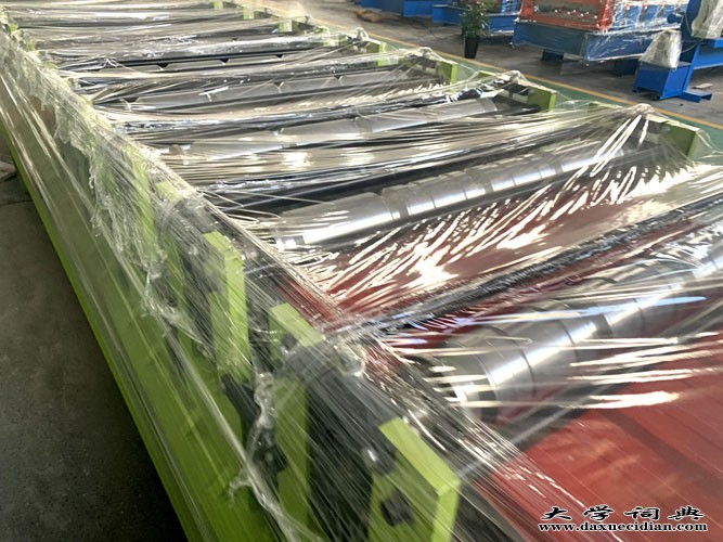 南通300彩钢瓦设备价格现货供应商@河北省泊头市浩洋机械实体生产厂