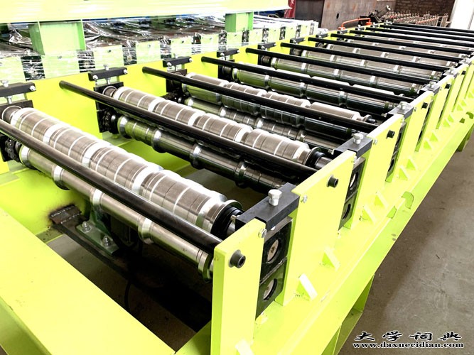 5米彩钢瓦机设备有多重价格比较@中国河北省沧州泊头市浩洋机械厂