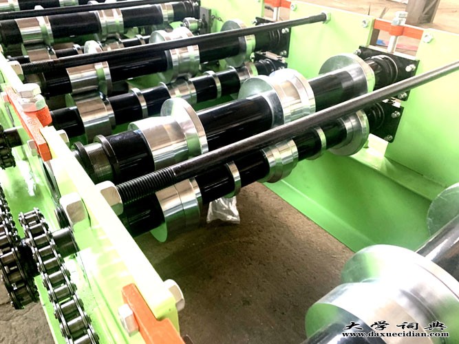 沧州市泊头浩洋机械生产厂新型楼承板机使用办法现货商机