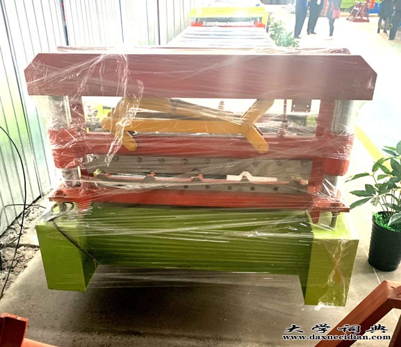 压瓦机减速距离设多少生产厂家@河北省沧州市泊头市浩洋压瓦机