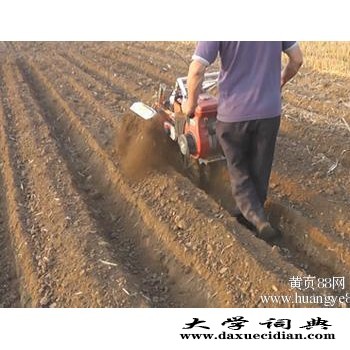 土豆开沟培土机 土豆开沟培土机的视频 小白龙开沟培土机图1